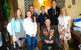Поздравление ветеранов  с Днем Победы